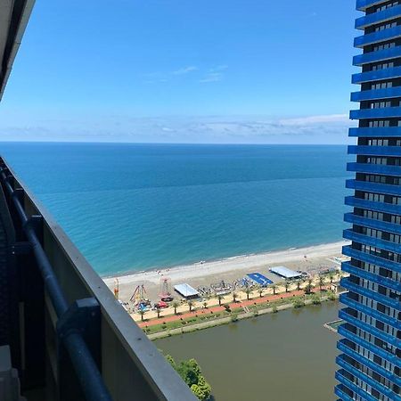 Orbicity Apartments By The Sea Batumi Exteriör bild